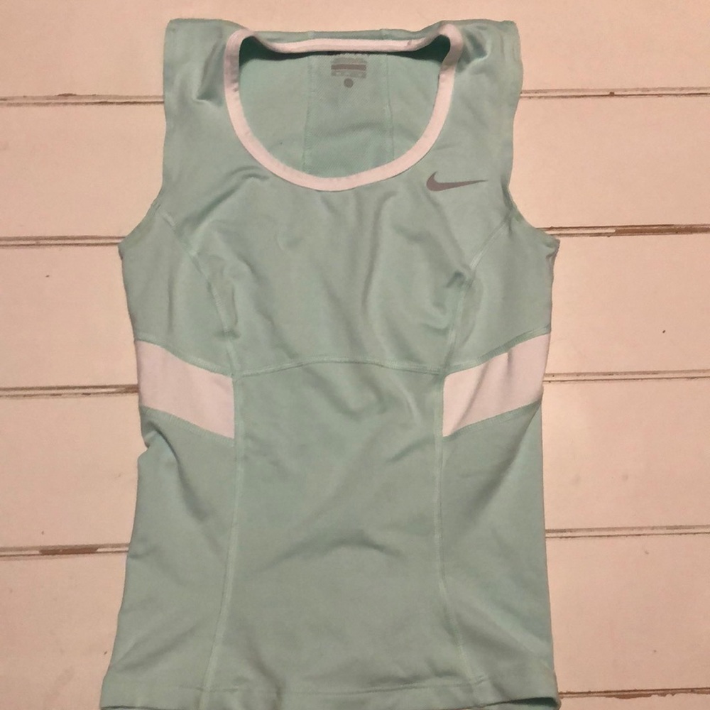 Nike tennis tank